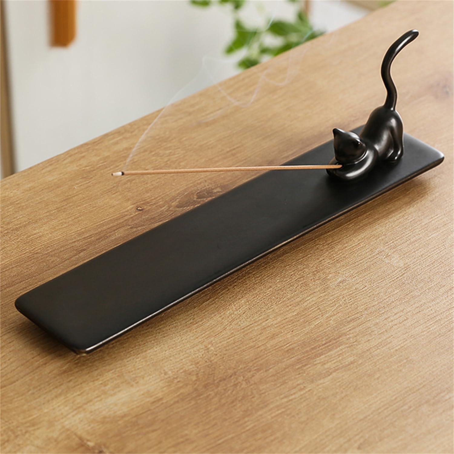 お香立て オシャレ 線香立て 可愛い ねこ インセンスホルダー 斜め 受け皿付き ネコ 猫 線香立て おし..