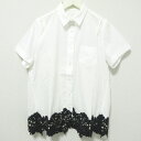 【中古】美品 クリーニング済 21SS sacai サカイ 半袖 レースドッキングシャツ ブラウス 21-05595 2 ホワイト×ブラック レディース Luxs ブランド古着のリュクス(4)