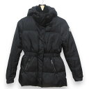 【中古】新品同様 MONCLER モンクレール FATSIA ロゴワッペン ウエストギャザー ナイロン フーデッド ダウンジャケット 00サイズ ブラック レディース Luxs ブランド古着のリュクス