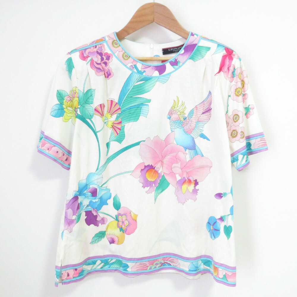 LEONARD レオナール フラワー 花柄 半袖カットソー 白 M LEONARD レオナール フラワー 花柄 半袖カットソー 白 M 良品