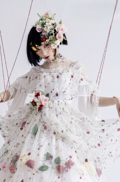 ロリータファッション 甘ロリ ジャンパースカート +花モチーフクリップ付き 花柄 お花 膝丈 ひざ丈 ミディアム シフォン 透け感 お姫様 ゆるふわ メルヘン レディース お茶会