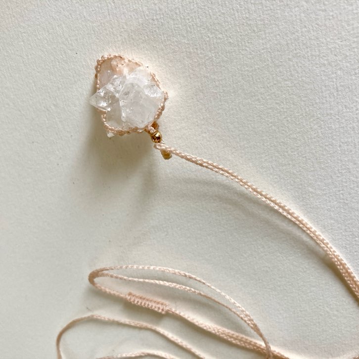 アポフィライトペンダント ピンクスティルバイト