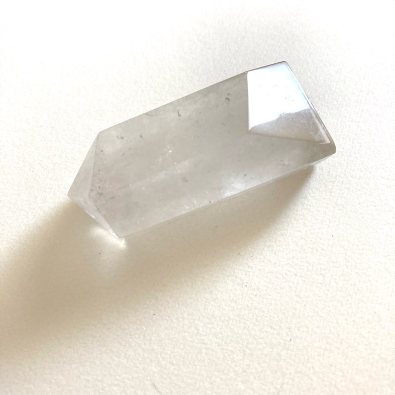 Rakuten - ブラジル産クォーツ 水晶 ブラジル水晶 クォーツ インテリアストーン ヒーリング 天然石 天然鉱物