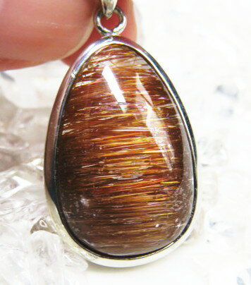 ペンダントトップ 高品質レッドルチルクォーツ 27x19x7mm 1