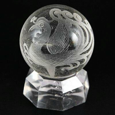 彫刻置物 丸玉 水晶 約 50mm玉 朱雀 四神獣(金彫り)送料無料