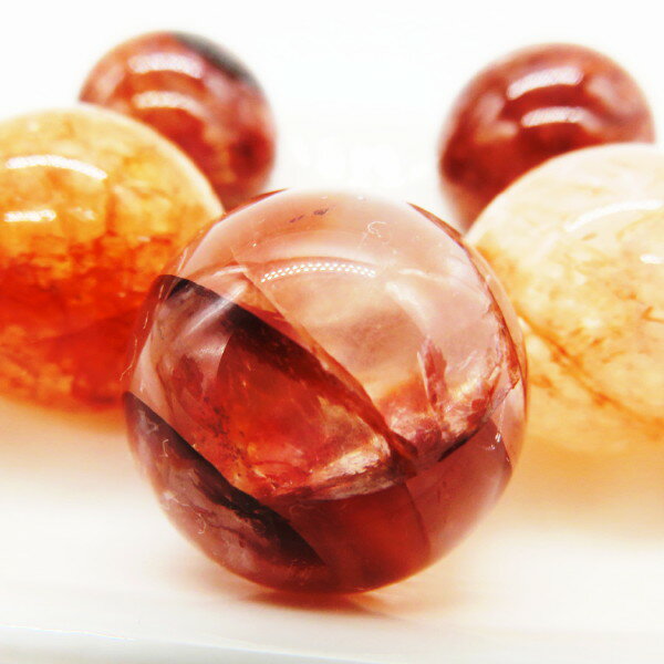 丸玉 レッドヘマタイトクォーツ 28mm玉 赤水晶（レッドクォーツ）鉄水晶（アイアンクォーツ）