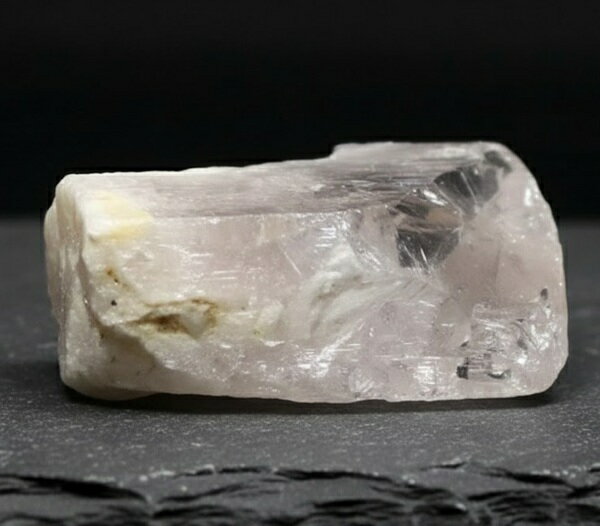 1点物 原石 ダンビュライト 43x17x26mm 26g 天然石 ヒーリングヒーラー パ...