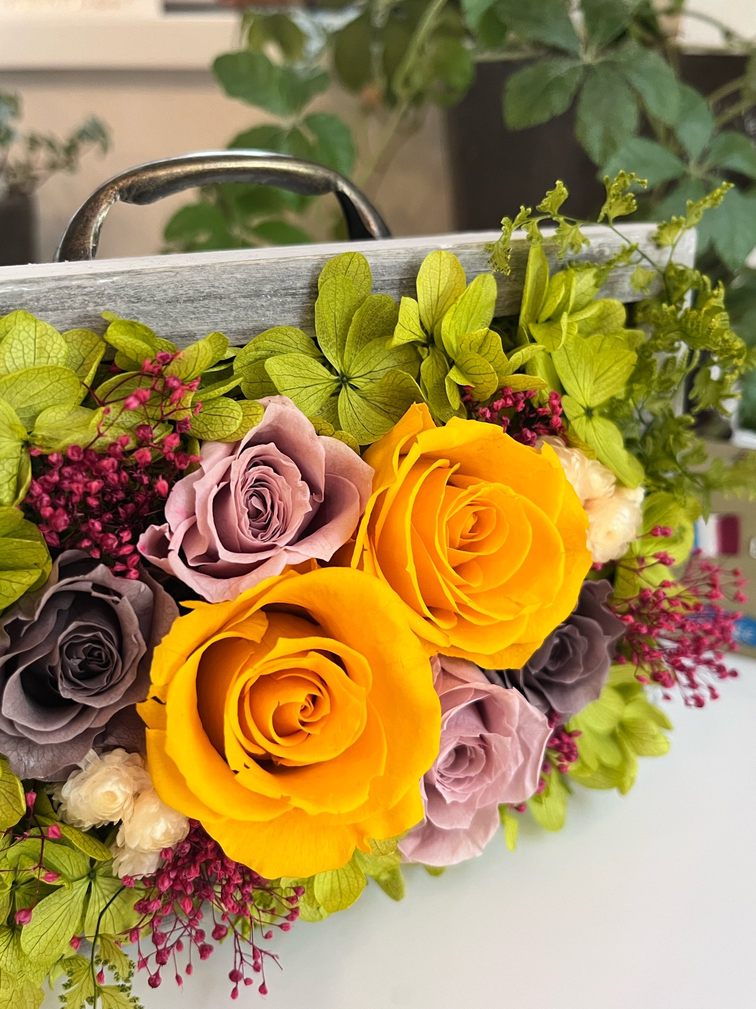 【プリザーブドフラワー】ギフト　トランクアレンジ　イースター　出産祝い　　お誕生日　結婚祝い　母の日 　黄色のサムネイル