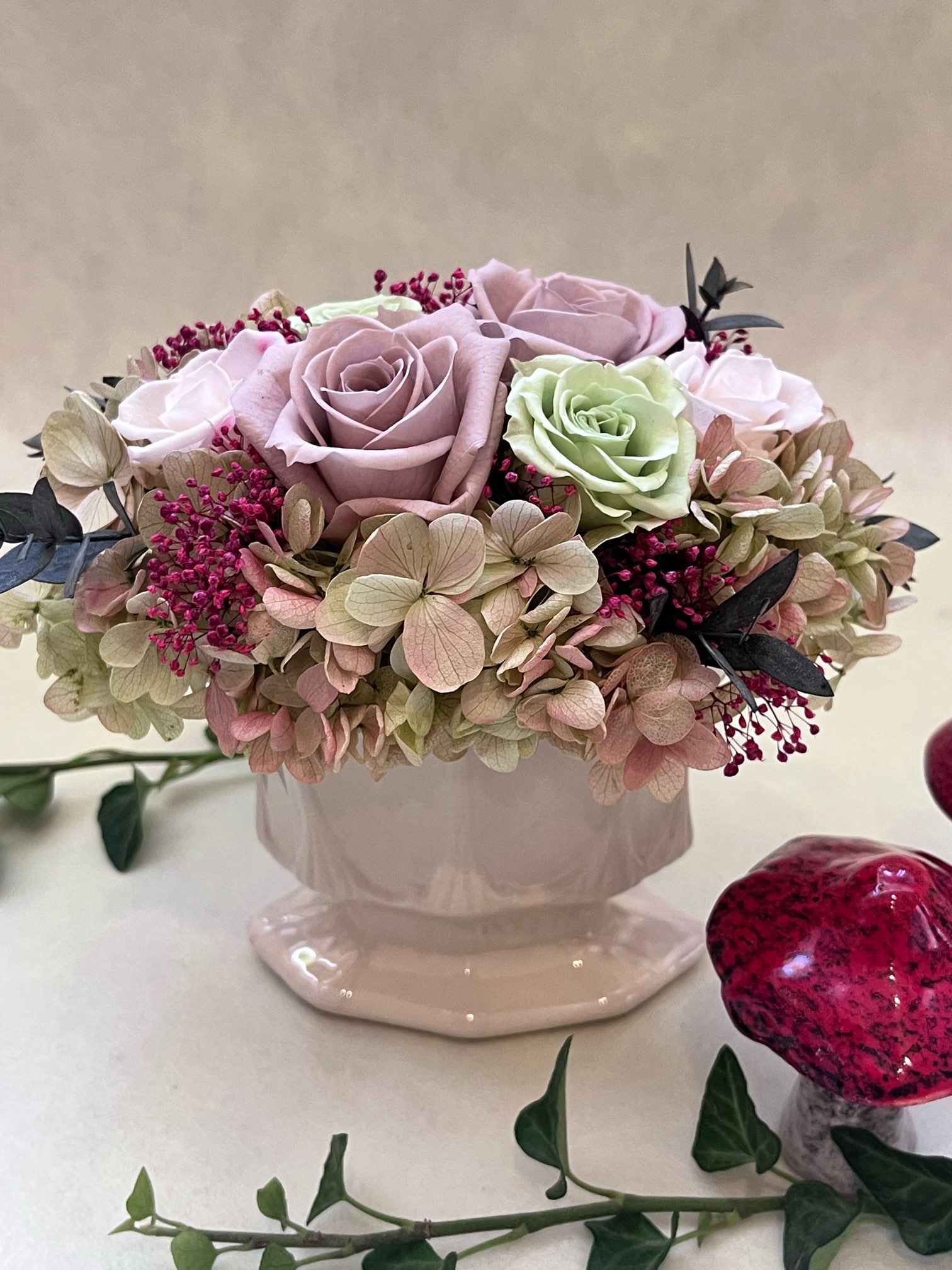 【プリザーブドフラワー】ギフト　プレゼント　お祝い　結婚祝い　お誕生日　母の日　お礼　お見舞い　卒業　退職　　淡い色合い　【スーパー SALE半額】のサムネイル