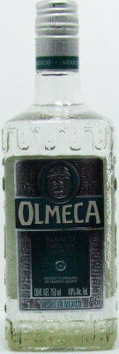 商品名 オルメカブランコ　750ml OLMECA　TEQUILA　BLANCO 商品説明 メキシコ最古の古代文明、オルメカ文明 にちなみつけられた酒名。ラベルにはその象徴とされる 巨大な石像の顔が描かれています。 クリーンな香りとマイルドな味わいが特長の プレミアムテキーラで、数あるテキーラブランドの中でも 雑味の少ないクリーンな香りが際立ちます。 「マルガリータ」等カクテルのベースに最適なホワイトテキーラです。 種　類 テキーラ アルコール度数 40度 産地・メーカー メキシコ　　