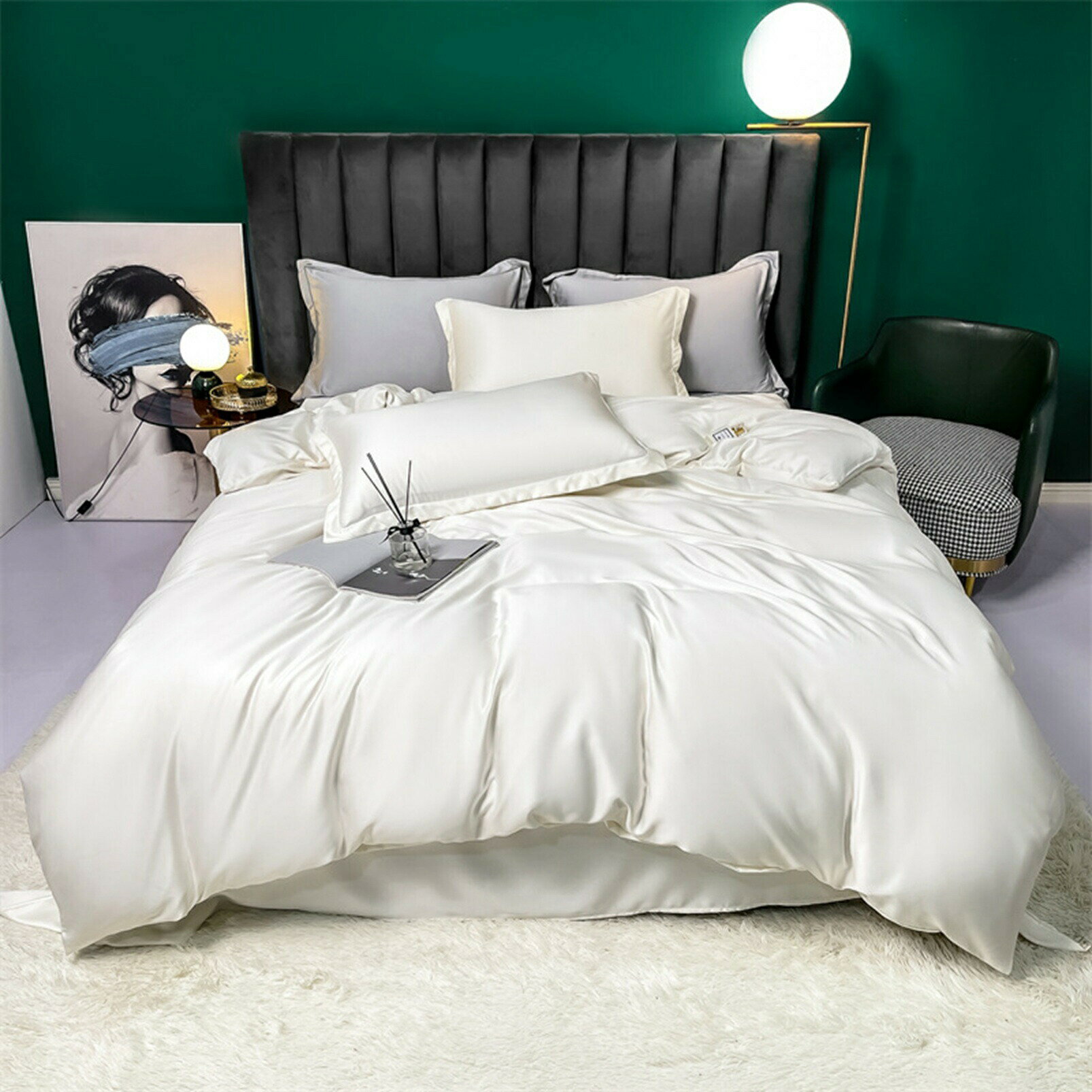 　　　 ◆◇◆売れている秘密◆◇◆ 【内容と仕様】（シングル）：掛け布団カバー160*210cm、フラットシーツ180*230cm、枕カバー48*74cm*1 （セミダブル）：掛け布団カバー200*230cm、フラットシーツ245*250cm、枕カバー48*74cm*2 （ダブル）：掛け布団カバー220*240cm、フラットシーツ245*270cm、枕カバー48*74cm*2 【柔らか?爽やか】：通気性と吸放湿性優れて、洗濯しても早く乾きます。敏感肌にもやさしく美肌効果のある身体に優しい素材として昔から重宝されています。赤ちゃんも安心してお使い頂けます。洗濯機OKで丸洗いできます。 【シルクのような触感】： レーヨン50％＋ポリエステル50％で作られた側生地には、光沢感があり、なめらかでまるでシルクのような触感です。肌の弱い方、特に年齢的に肌が弱ってきている年配の方などには非常に相性がいいので、肌が弱いためシルクの掛け布団を探しているという方には特にお勧めできる。 【ひんやり気持ちよくお肌を守る布団カバー】： 寝苦しい夜も心地よく眠りにつける布団カバーです。接触冷感素材を使用。寝返りのたびに心地良いひんやり感が伝わり、寝苦しい夜にもひんやりとした感触をお楽しみいただけます。冷房との併用でさらにひんやり！。 【睡眠経験を楽しめる】： 寝具は、肌に触れ毎日使うもので、快適な睡眠時間を楽しめるかどうか関わっています。レディース、子供、敏感体質の人でも優しい眠りを楽しめます。光沢があって、高級があります。 　　　◆◇◆注意事項◆◇◆ご覧のモニターの環境、撮影環境により実物と色味が異なって見える場合がございます。湿った状態で他のものと擦り合わせると色が移る恐れがあります。濃色品の洗濯時は、白色、淡色と分けて洗ってください。説明 【ご来店ありがとうございます】 ※購入前に慎重にサイズをお選びくださいますようお願いいたします。 ※フラットシーツのサイズは実際のベッドサイズより大きく測ってお選びください。 ※ご使用前には一度お洗濯をしてください。 【丸洗いOK＆着脱が簡単】 布団カバーは入り口部分は開閉しやすいファスナータイプ。お洗濯時のカバー交換も楽々とできます。 冬でも寝ている時は意外と汗をかいています。だからお手入れも簡単な方がいいです。お家での洗濯機で簡単に洗えるので、いつも清潔に保ちます。 【洗濯方法】 ※洗濯機で洗えます。何度も洗濯機で気軽に洗えるので、いつでも清潔と快適に保てます。 ※長くご愛用いただくためには、乾燥機や漂白剤の使用をできるだけお避け下さい。 ※生地に負担をかけ、色ちゃや毛羽立ちの原因にもなります。 ※濃い色のものと一緒のお洗濯にもお避け下さい。 【ご注意】： ▼サイズが手測りですので、多少の誤差があり、あらかじめご了承ください。 ▼商品写真はできる限り実物の色に近づけるよう加工しておりますが、お客様のお使いのモニター設定、お部屋の照明等により実際の商品と色味が異なる場合がございます。 ▼この商品は海外倉庫より直送のため、発送後7-10日前後にお届けします。 ※もし、商品について何が質問があれば或いは届けた商品には何が問題があれば、メールで連絡してください。平日9:00-18:315に返事いたします。よろしくお願いします。