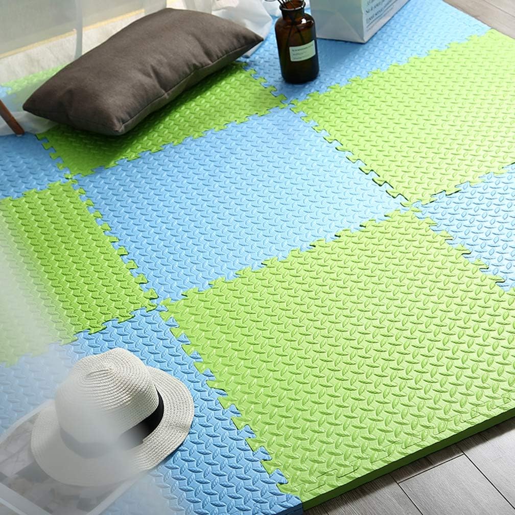 　　　 ◆◇◆売れている秘密◆◇◆ 【材質】安全?健康PE　サイズ：約30×630×厚み1.2cm 赤ちゃんから大人まで、みんなに優しいパズルマットです。敷くだけでお部屋を模様替え！ 冬場の防寒にも！ お子様がマットの上で元気に動き回っても、防音効 果があるので階下への防音対策になる。 クッション性のある高密度のエコPEお子様が転倒しても衝撃を和らげてくれるので安心です。 お菓子やジュースをこぼしても、耐水性があるのでふきんで一拭きすれば汚れが落ちる。しつこい汚れでも、汚れた部分だけをはずして水洗いができるので清潔。 　　　◆◇◆注意事項◆◇◆ご覧のモニターの環境、撮影環境により実物と色味が異なって見える場合がございます。湿った状態で他のものと擦り合わせると色が移る恐れがあります。濃色品の洗濯時は、白色、淡色と分けて洗ってください。説明 -