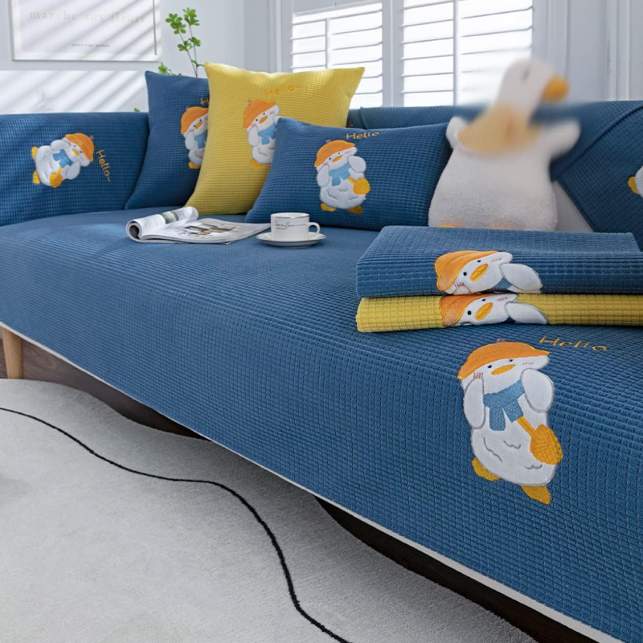 北欧風 マルチカバー ソファーカバー 現代風 エレガント 70*150cm 三人掛け用 二人掛け用 無地 シンプル 四季通用 防汚 キズ防止 ソファベッド 折り畳み 多機能カバー グマット カーペット [2]