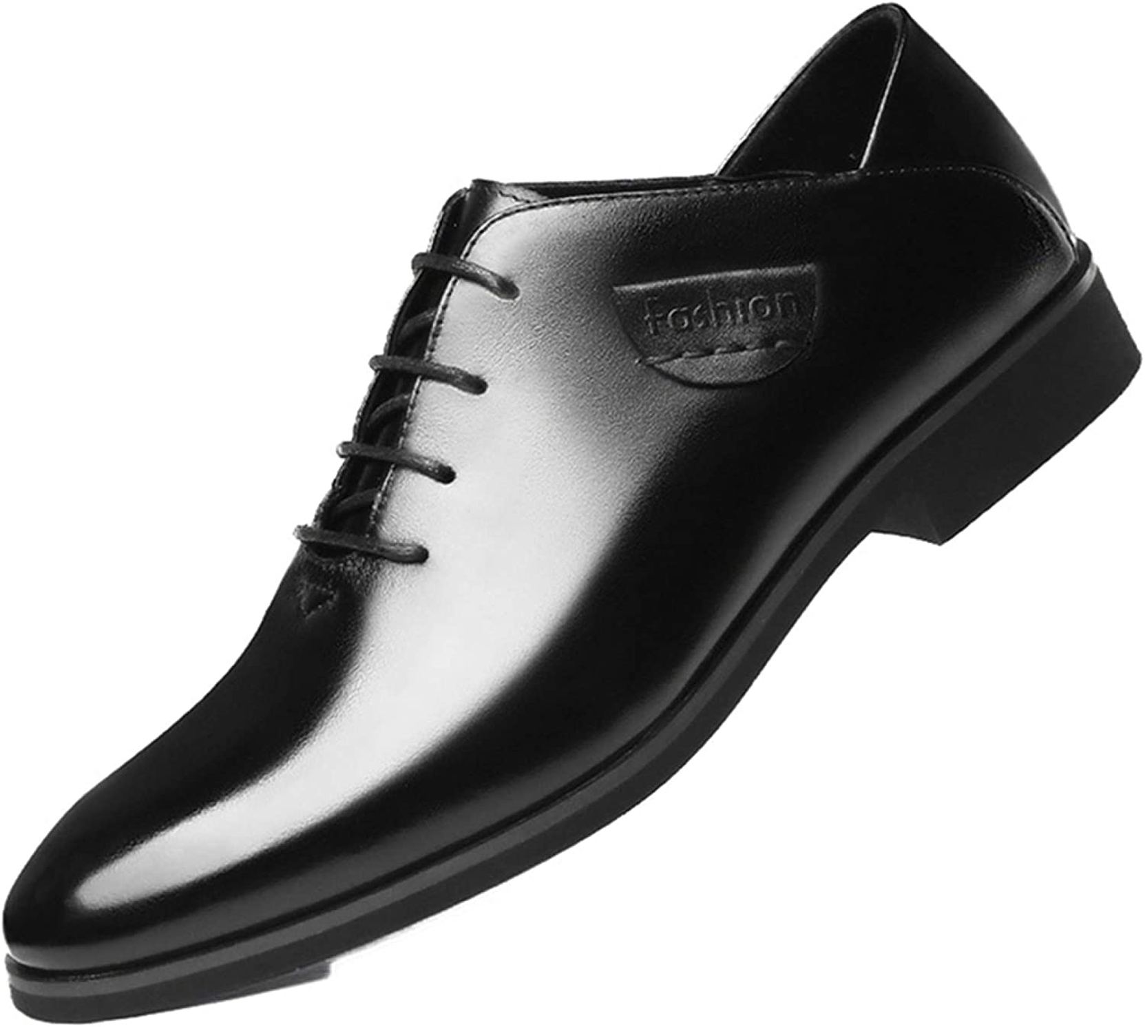 　　　 ◆◇◆売れている秘密◆◇◆ アッパー：牛革、ソール：ゴム　ヒール高：約3cm　留め具の種類： レースアップ　アッパーデザイン：内羽根 実用性が高い：飾りのないシンプルなデザイン、ビジネスからカジュアルまで幅広い場所で使用できます。 内羽根式の4つの穴で甲高の足にもフィットするトップラインとレザーとラバーのコンビネーションソールが特徴的。 幅広ではめずらしいストレートチップ ビジネス シーンや フォーマル 冠婚葬祭 に！ 突然の雨でも防水機能と防滑意匠ソールで安心です。 とにかく履きまわせる！そんなオールマイティな作りで高い支持を得る人気モデル。適度なボリュームと上品な仕上げで、流行に左右されないフォルム。ドレスからカジュアルまで活躍。 　　　◆◇◆注意事項◆◇◆ご覧のモニターの環境、撮影環境により実物と色味が異なって見える場合がございます。湿った状態で他のものと擦り合わせると色が移る恐れがあります。濃色品の洗濯時は、白色、淡色と分けて洗ってください。説明 商品紹介 防水性はもちろん靴のアッパー部分から蒸れた空気を外に逃がし、足元を常にドライで涼しく快適に保ちます。 足当たりが優しく、包み込むような履き心地です。 一足持っておくと重宝するデザインです。(※完全防水ではありません) どんな気候や天候でも，足をドライに保ち、最適な快適性を提供します。防水耐久性と透湿性を兼ね合わせ。 軽量アウトソール 独自開発の軽量アウトソール。歩行をアシストするフレシキブルな設計でクッション性が良く軽い素材で成型しています。日々の通勤での歩行や階段の上り下りのストレスを軽減します。 走れるビジネスシューズメンズ 赤い革靴 メンズ vチップ 革靴 ビジネスシューズ 通気性 メンズ紳士靴 白い革靴 牛革 靴 紳士ビジネスシューズ 内羽根 エナメル靴レディース ハイカット 放湿 通气性 父の日 モンクストラップレースアップ 男性靴 ストレートチップシューズ ギフト