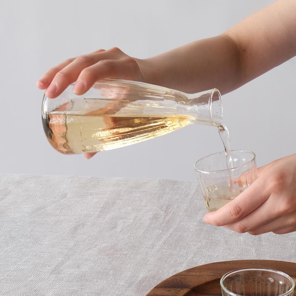 最大30,000P&500円クーポンGET! ガラス 徳利 お猪口 酒瓶 お酒 食器 360ml 冷酒器 冷酒 酒器 2合 コップ 日本酒 透明 乾杯 ぐい呑み 杯 おちょこセット とっくり クリア カラフェ ギフト プレゼント ギフト 30代 40代 50代 60代 贈り物 喜ぶ