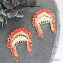 羽根飾りチャーム2個セットメール便対応 アクセサリーパーツ 羽 インディアン ネイティブ 穴あき 個性的 派手柄 民族 民族衣装 帽子 大ぶり レッド ゴールド...