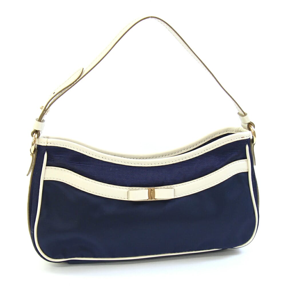 フェラガモ アクセサリーポーチ ヴァラ 21 C642 ネイビー アイボリーホワイト ナイロン レザー 中古 ワンショルダー ミニバッグ ハンド..