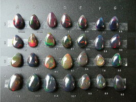 オパールチャーム