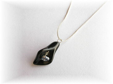 カラーのお花デザイン K10オニキスチャーム 黒蝶真珠ケシ付 ペンダント・ピアス用 セール sale ジュエリー jewelry アクセサリー accessory ゴールドアクセサリー チャーム 宝石 天然石 ファッション 大人コーデ プレゼント ギフト 贈り物 自分へのご褒美 きれい