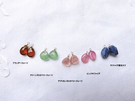 ピアスチャーム