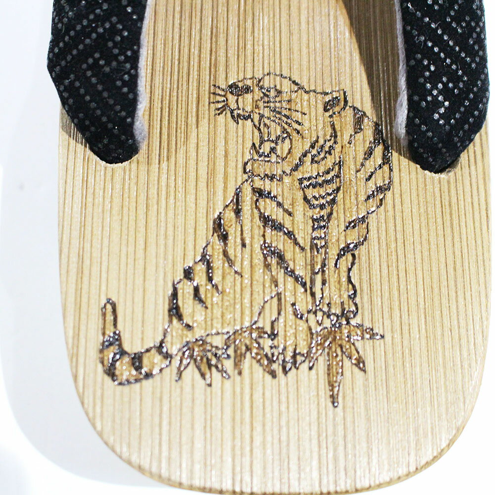 【大きいサイズ！】GETTA BURNING SANDALS（ゲッタバーニングサンダルス）SUKA-GETA SANDAL『Mt. FUJI & CHERRY BLOSSOMS × ROARING TIGER』Black XLL｜作家物 和風アート下駄 サンダル｜ウッドバーニング焼き絵｜伝統工芸｜天然素材の一点物｜日本製