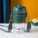 水筒 クリアボトル ウォーターボトル 450ml ストロー付き 直飲み 2way マグボトル ベルト付き 携帯便利 夏用 旅行 ジム スポーツ 蓋付き 漏れ防止...