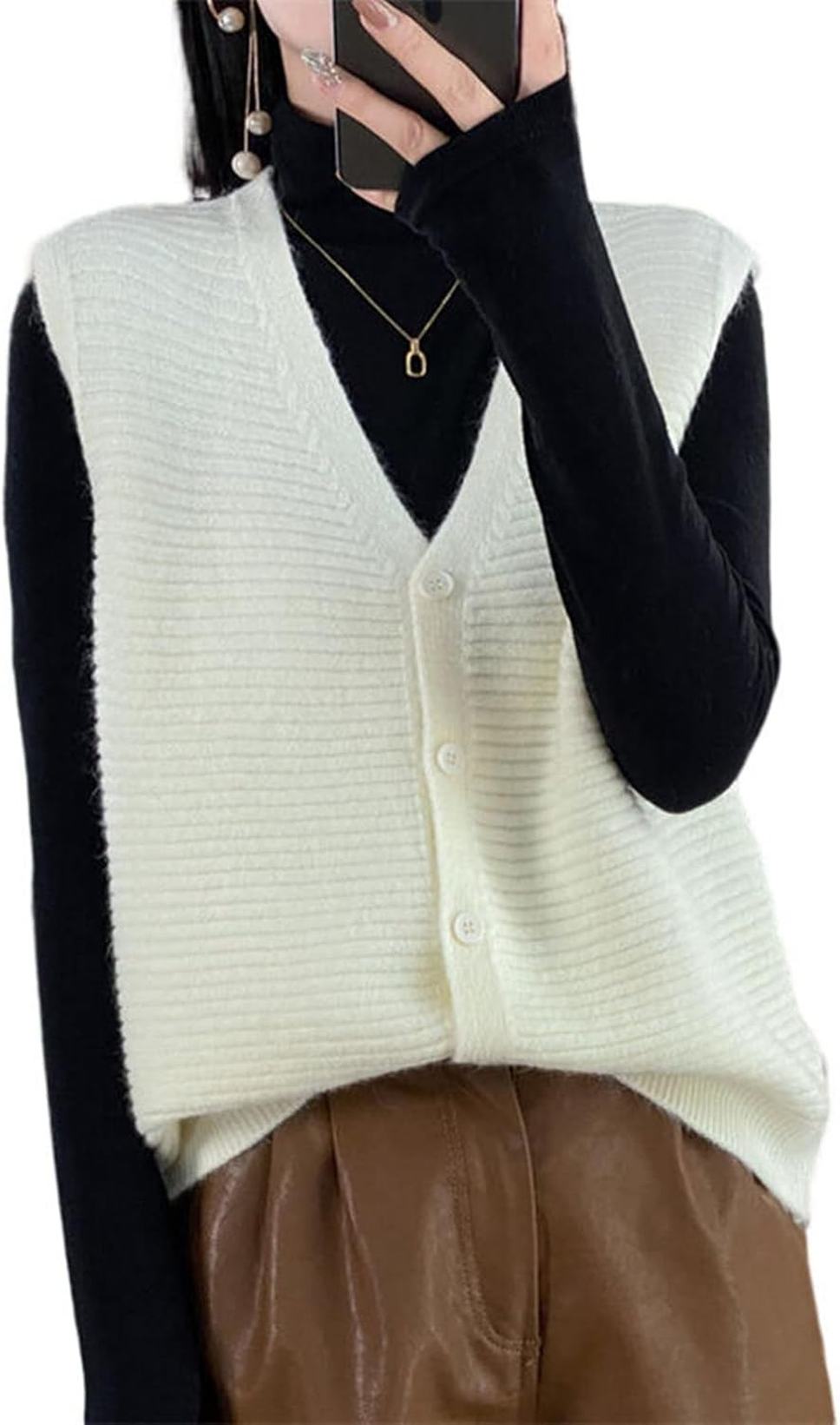 楽天スーパー20%OFF ニットベスト レディース V首 ショート 前開き ノースリーブ ボタン付き セーター..