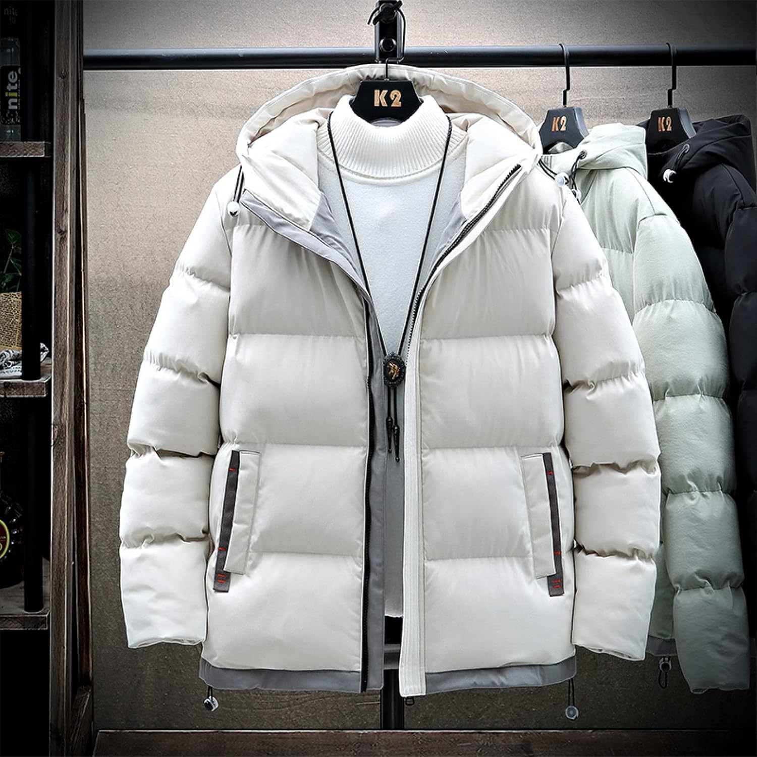 中綿ジャケット ダウンジャケット ダウンコート アウター 服 外套 ジャンパー 厚手 ボリューム 撥水 防風 保温 防寒 動きやすい 柔らかい カジュアル ストリート フード付き 冬物 冬服 オシャレ