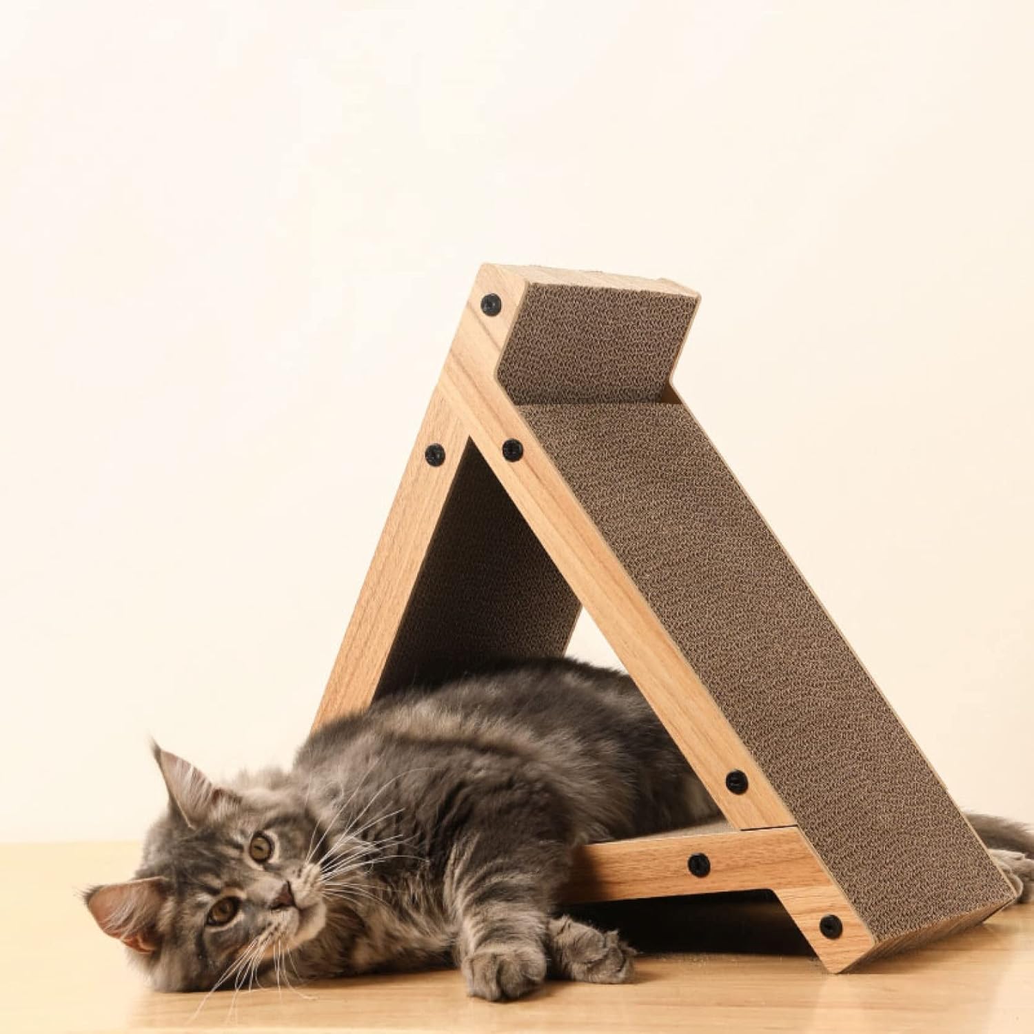 猫用トライアングル型キャットハウス　爪とぎ　段ボール　ペットソファ　ペットベッド　強化ダンボール　高密度　猫ベッド　スクラッチャー　スクラッチボード　つめとぎ　ガリガリ　頑丈　ストレス解消　三角形のサムネイル