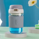 ガラス水筒 ストロー付き ウォーターボトル ワンタッチオープン 茶こし付き クリアボトル グラス タンブラー ドリンクボトル お茶入れ 直飲み 耐熱ガラス 耐久...