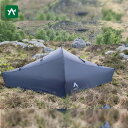 【NORTENT】 Vern1　【ノルテント/ヴァーンアークティック】NORTENT Vern は、1 ?2人用の超軽量テントです。おそらく完全に一人でいることが多く、悪天候に対して信頼できるシェルターが本当に必要な山や平野でのより長いハイキングに最適です。空気力学的な形状とテントを地面に固定するための多くのオプションを備えたこのテントは、自然環境下の中で非常に安全に設営することが可能です。特長Vern は、悪天候の中でも大騒ぎせずにテントを素早く簡単にセットアップできることに重点を置いています。自然に設営してクリーンで「正しい」ラインを提供するように設計されています。設営を少し練習すれば、テントを 2 〜 3 分で設営できるようになり、寝袋に安全に潜り込むことができます。Vern には 4 つの換気バルブが装備されています。テントの各端の下部にある 2 つの通気口 (新鮮な空気が入る場所) と、2 つの入り口のそれぞれの上にある通気口 (湿った空気が出る場所)。上部の 2 つの通気口は、入り口が開いているときに雨に対する保護としても機能します。テントをより強く耐久性を上げる際に取り付けるクロスポールが付属しています。クロスポールを使用しなくても設営は可能ですが、クロスポールを取り付けることで雪や悪天候でもテントをより安定させます仕様●4シーズンテント●使用人数：1人(インナーテント使用時就寝1人) ●アウターテント素材：ipstopSilnylon 20D　耐水圧3000mm、引き裂き強度min 8?　UV加工●テント重量： 最小1.49kg、クロスポール含む1.7kg●入口数：2●付属品：フライシート,インナーテント,アルミペグ14本,高品質アルミポール1本,リペアキット※この商品は「神奈川県」から出荷します。★★在庫限りのため、セール価格の商品は返品・交換不可★★NORTENT（ノルテント） Vern 1