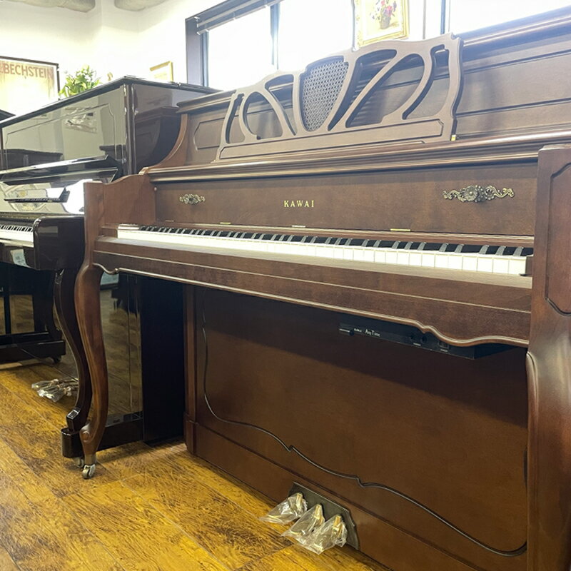 【更にプライスダウン！】【オシャレ家具調でしかも消音機能付】KAWAI カワイ　KL62KFAT 消音機能付き【中古ピアノ】【アップライトピアノ】【名古屋のピアノ専門店】【人気モデル】のサムネイル