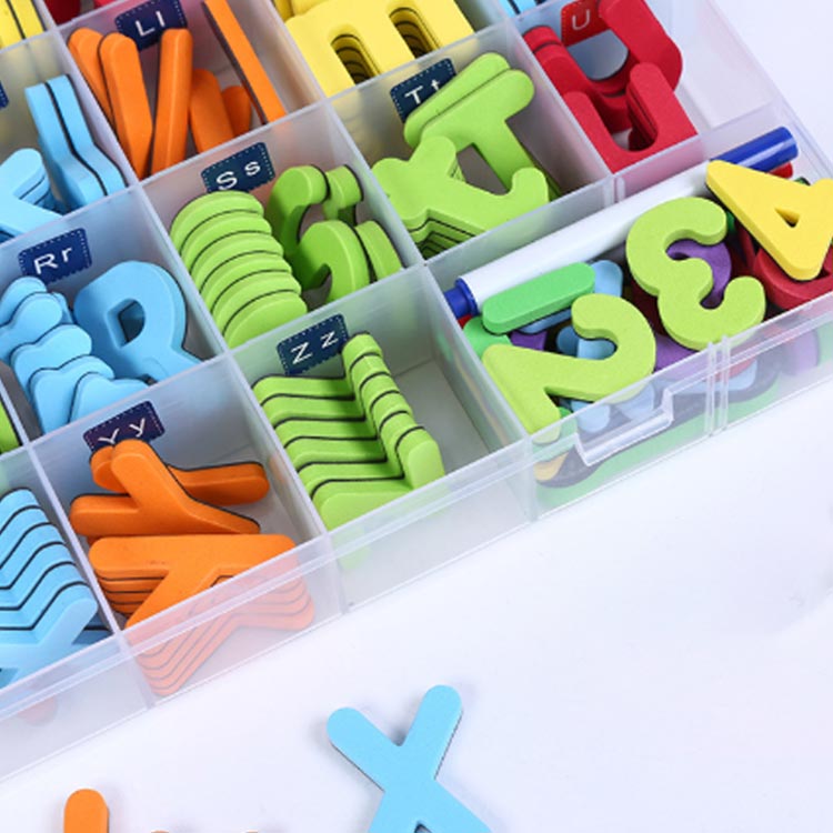 【225pcs】 アルファベットパズル 【225pcs】 知育玩具 英語パズル 数字パズル 指先訓練おもちゃ 単語学習 色形認知 英語教育 子供のおもちゃ 大文字 小文字 磁気文字 大文字2セット+小文字6セット ホワイトボードと収納ケース付き 2
