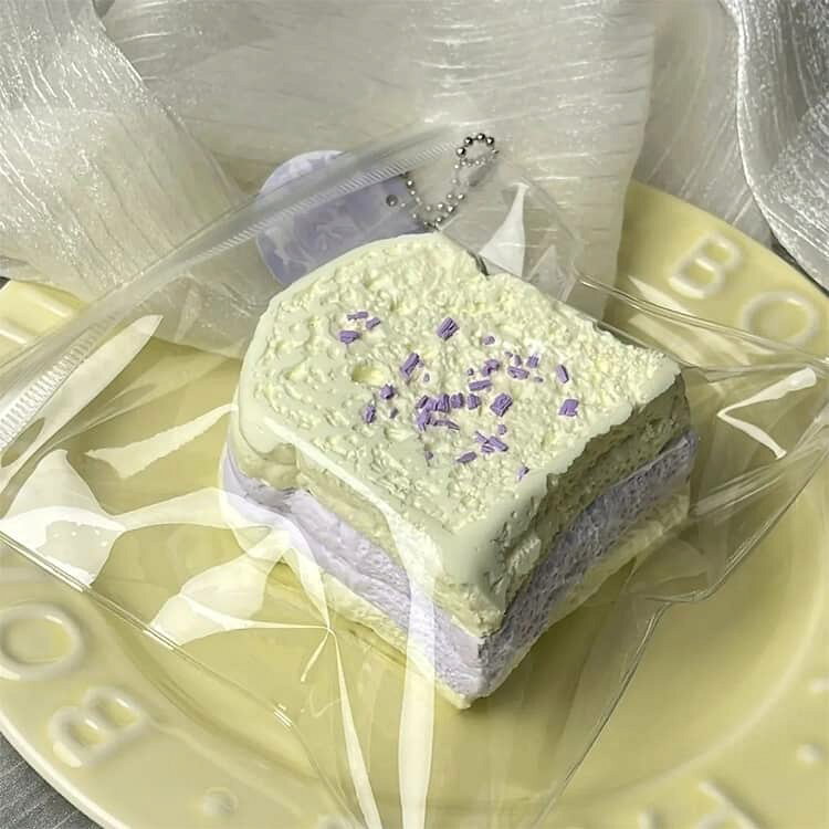低反発 スクイーズ パン もちもち スクイーズ玩具 ストレス解消 柔らかい 握って遊ぶ かわいい 食品サンプル ままごと 子供 大人 そっくり ストレス発散 お誕生日 m-si-ring-10003589 シーリングShop 楽天市場店 サンプル画像3