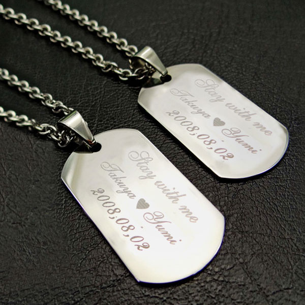 【名入れ ペアネックレス 】2個入り ステンレス ペアセット ドックタグ あずきチェーン メッセージ 刻印無料 名入れギフト お誕生日 記念日 結婚祝い クリス...