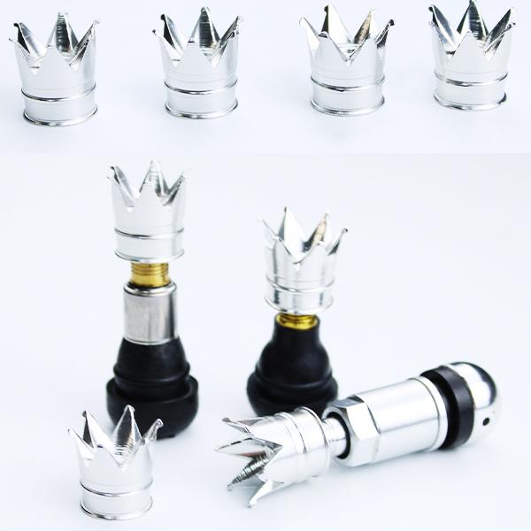 Rakuten - 【スーパーセール最大28倍】 王冠 エアバルブ キャップ 4個 シルバー アルミ タイヤ エアーバルブ 金属 自動車 バイク MTB 米式タイプ クラウン