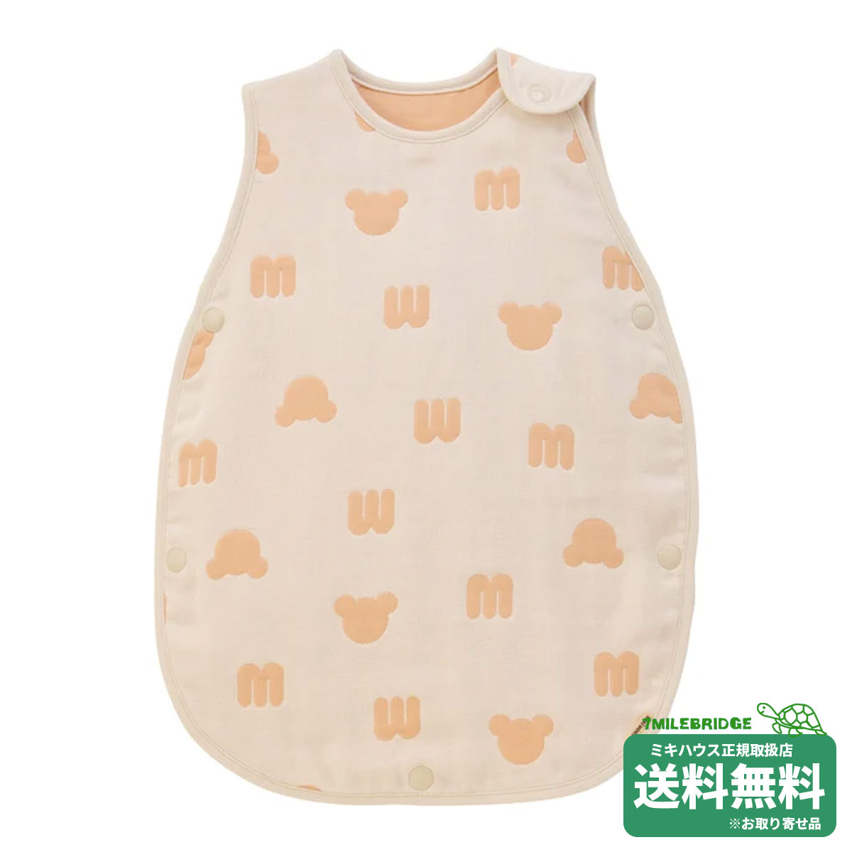 商品について 生まれたばかりの赤ちゃんをやさしく包む、新生児期から使いやすいガーゼスリーパーです。 先染六重織ジャカードの綿100％素材は、ふっくらとした厚みとやさしい肌触りが特長。 日本製ならではの丁寧な仕立てで、デリケートな肌にも安心してお使いいただけます。 ・新生児から8か月頃までお使いいただけます ・顔にかかりにくいコンパクトな首もと設計 ・袖なし仕様で、赤ちゃん特有のW字型の腕の動きを妨げない ・首もとと股下のホックで着脱がスムーズ ・股下ホック仕様ではだけにくく、おむつ替えもしやすい設計 ・綿100％のやさしい肌触りと、安心の日本製 このカテゴリの商品はこちら スリーパー ｜ ミキ ベビー 素材・品質・生産国 ●素材：先染六重織ジャカード ●品質：綿 100％、（パイピング） 綿 73％、複合繊維（ポリエステル） 27％ ●生産国：日本 サイズについて W37×H50cm ラッピングについて 簡易有料ラッピング、有料ラッピング、無料ラッピングの3種類ございます。 【有料ラッピング/ショッパー】 有料ラッピング、ショッパーは別売りです。以下バナーよりご希望のラッピングをご購入ください。 ショッパーは、1注文につき1枚のみご注文いただけます。 【無料ラッピング】 無料ラッピングをご希望の場合は、ご注文時の備考欄にてお申しつけください。 ※熨斗不可、メッセージカード不可 ・お洋服や服飾小物の場合 お値札を外し、透明ビニールに商品を入れ替えリボンシールを貼るのみの対応となります。ショップ袋はつきません。 ・シューズ(箱付き)の場合 お値札を外し、箱を包装紙でお包みしてリボンシールを貼るのみの対応となります。箱無しタイプは透明ビニール袋となります。ショップ袋はつきません。 商品在庫・取り寄せについてのご注意 ⚠ 【在庫品について】 商品は複数店舗と在庫を共有しております。できる限り正確な在庫数を反映するよう努めておりますが、常に在庫が変動しているため、タイミングによってはご注文後に商品がご用意できない場合がございます。 📦 【取り寄せ品について】 メーカーより取り寄せとなる商品は、ご注文後にメーカーへ在庫確認を行います。入荷元の在庫状況により、欠品・完売となっている場合がございます。 欠品の際は、当店より早急にご連絡させていただきます。 あらかじめご了承いただけますようお願い申し上げます。