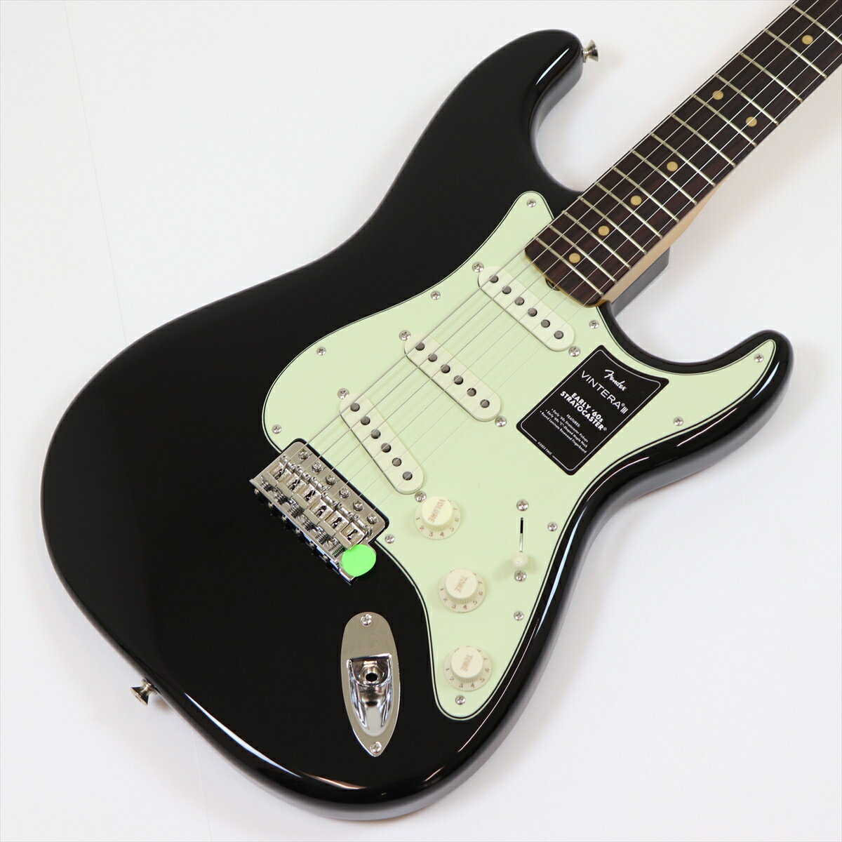 Rakuten - Fender　Vintera III Early '60s Stratocaster, Rosewood Fingerboard, Black [MX25164020]