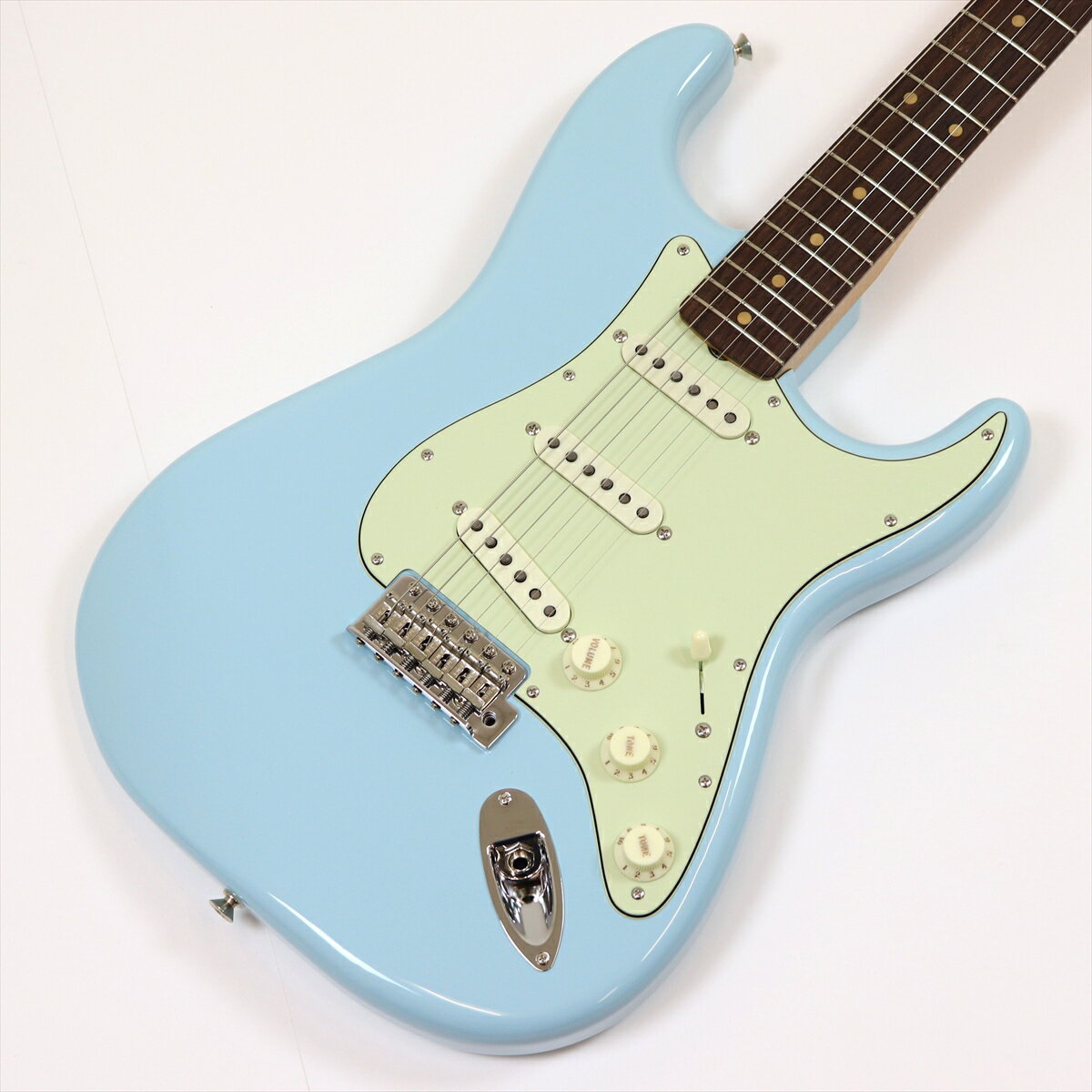 Rakuten - Fender　Vintera III Early '60s Stratocaster, Rosewood Fingerboard, Sonic Blue [MX25140055]