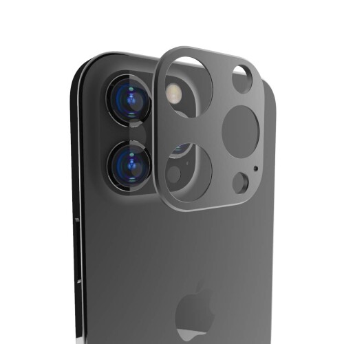iPhone12 Pro (6.1”)レンズプロテクターカメラレンズ表面を保護するアルミフルビレットカバー iPhone12Pro専用アルミ総削り出しでカメラレンズエリアを保護するカバー 装着後は本体のレンズ面より製品のアルミ表面が高くなるため机上に平置きしても安心です。 装着は両面テープによる簡単装着で一体型のためレンズ突起個々に貼る必要がありません。 ブラスト仕上げの表面にアルマイトカラーによって本体色に合わせたカラーバリエーション 僅か1.0gの薄型設計で装着後の違和感も払拭します。 説明 商品の説明 ■商品説明 ■ スマホから飛び出たカメラレンズの突起部分は、普段の利用で気付かぬうちに接触傷を付けてしまいます。 レンズプロテクターはアルミ製のレンズ一体を覆うカバーとなっており、装着後はカメラエリア表面から全体までを保護し、気軽にスマホがご利用いただけるようになります。 アルミ製の総削り出しで限りなく薄く設計され軽量で硬質素材のため保護性能が抜群です。装着後の違和感も感じさせません。 装着方法もレンズエリアに貼るだけの簡単装着です。 ■装着方法 ■ ■裏面の剥離紙を剥がして位置決めしてから両面テープによる簡単接着です。 ■装着前に貼り付け面の油分、水分を除去して綺麗に清掃してから装着してください。 ■注意事項 ■ ■本品はアルミ製アルマイト仕上げのため、本体のカラーと色名は同じでも色味は完全には異なります。 ■アルミ製品はホワイトが出来ないためシルバーになります。 ご注意(免責)必ずお読みください ■専用品となっておりますので適合モデル以外にはご利用できません。 ■掲載画像と実際の商品は光源の違いにより色味や印象が異なる場合があります。 ■一般的な想定範囲外の症状が出る可能性もございますので、ご了承のうえ正しくご利用ください。 ■商品の仕様は改良のため予告なく変更されます。 商品コード59067923882商品名iPhone12 Pro (6.1&rdquo;)レンズプロテクターカメラレンズ表面を保護するアルミフルビレットカバー型番iPhone12 ProサイズiPhone12 Proカラーグラファイト※他モールでも併売しているため、タイミングによって在庫切れの可能性がございます。その際は、別途ご連絡させていただきます。※他モールでも併売しているため、タイミングによって在庫切れの可能性がございます。その際は、別途ご連絡させていただきます。