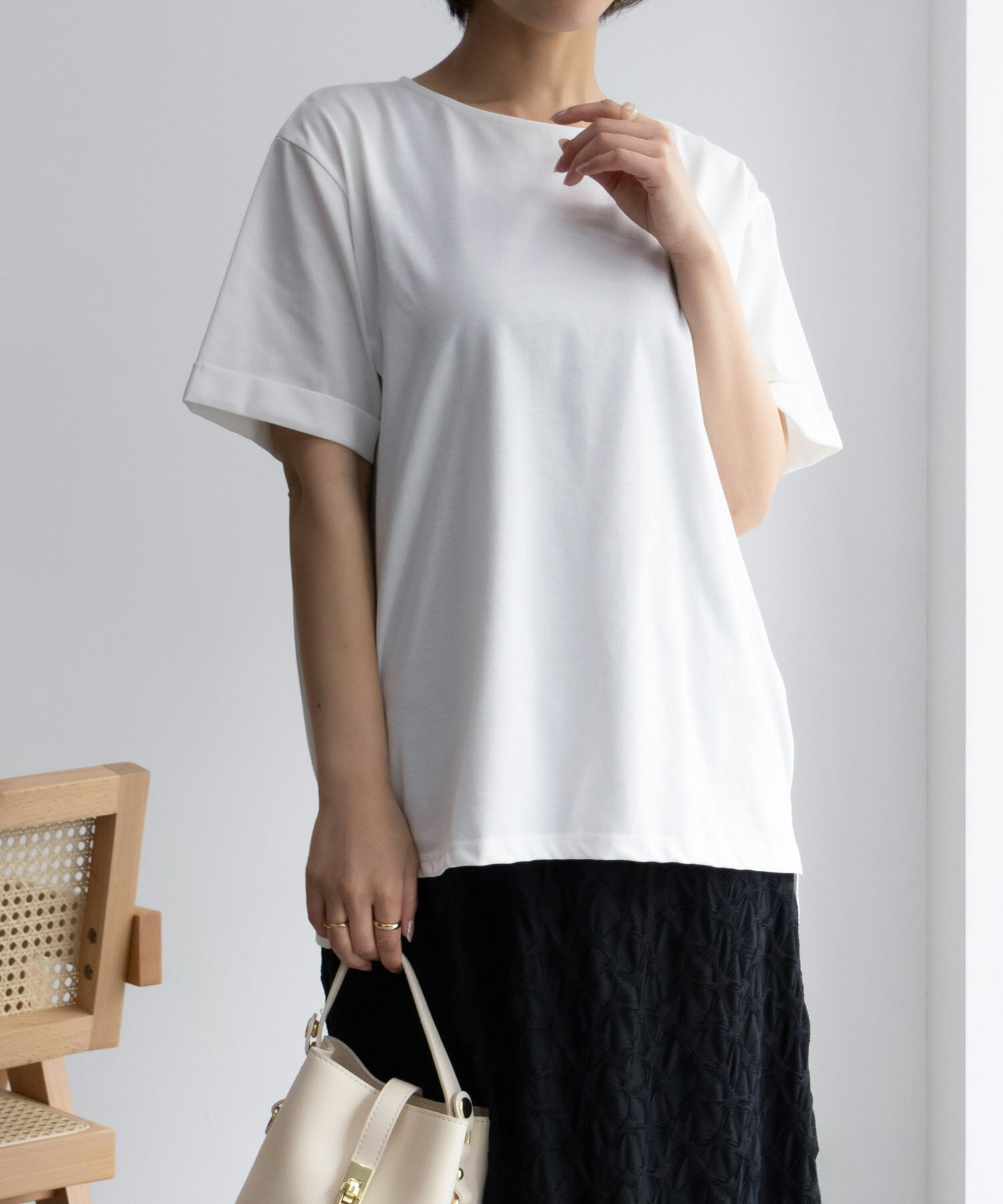 [25日P5倍！今だけクーポン割]半袖Tシャツ レディース 接触冷感 UVカット 吸水速乾 ひんやり 紫外線防止 ドライ ストレッチ 伸縮性 トップス サイドスリット 前後差ヘム 無地 シンプル カットソー