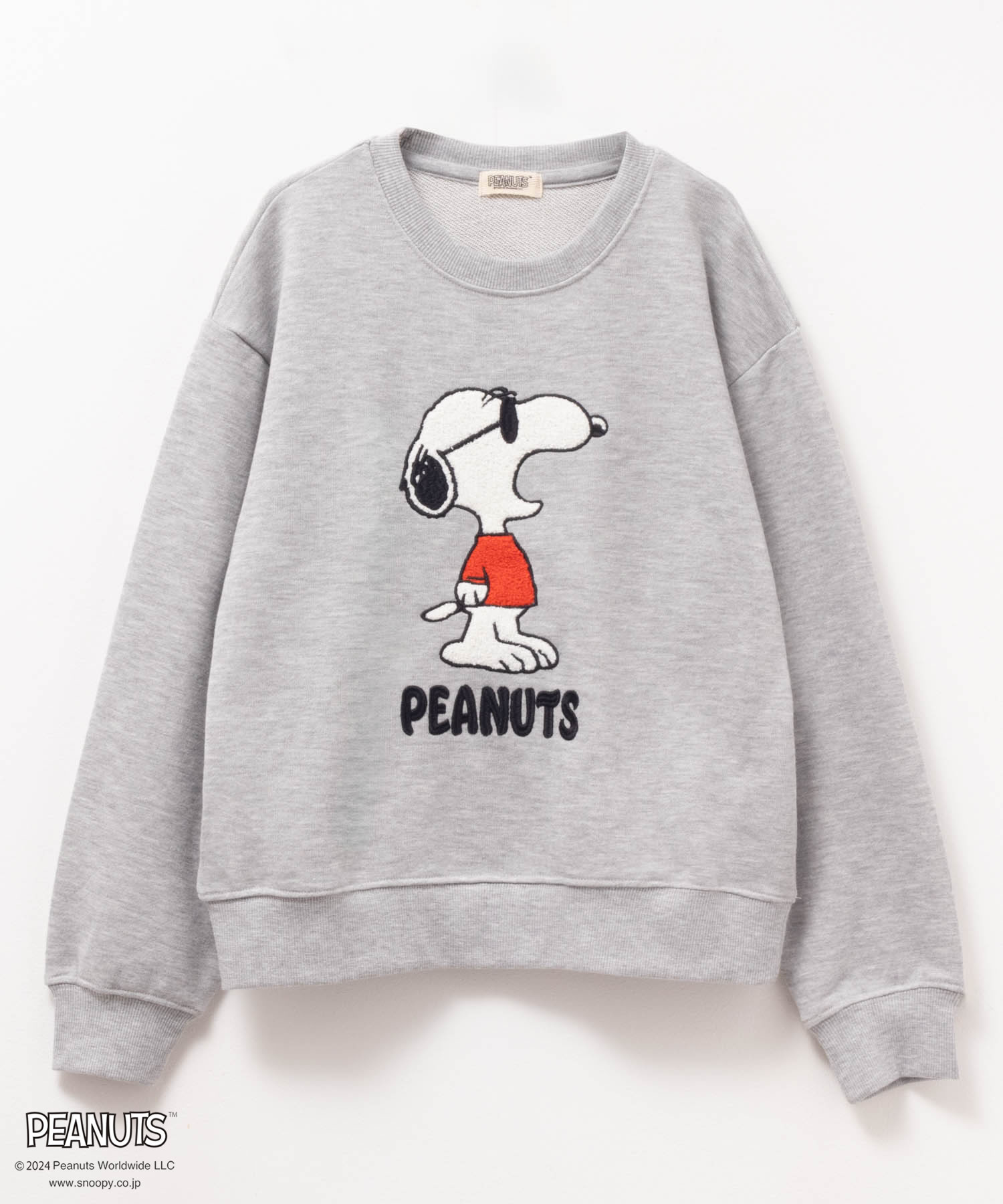 [期間限定クーポン配布]ピーナッツ スヌーピー PEANUTS SNOOPY トレーナー スウェット 裏毛 キッズ 子供服 男の子 ボーイズ トップス キャラクター サガラ刺繍 ネームタグ プルオーバーのサムネイル