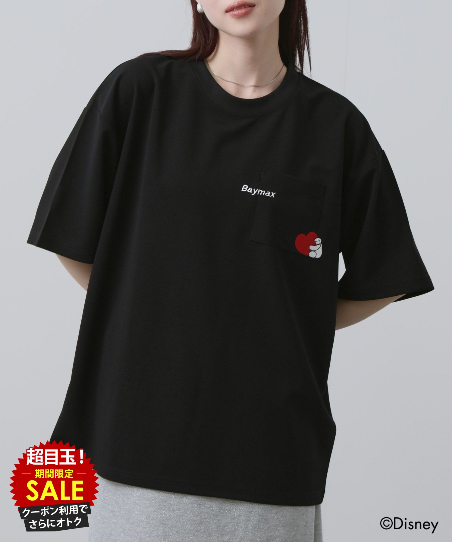 [特別価格★更に最大1200円OFFクーポン]Disney 『ベイマックス』 / Tシャツ メンズ レディース 半袖 ディズニー トップス キャラクター 刺繍 白 黒 胸ポケット クルーネック カットソー ユニセックス