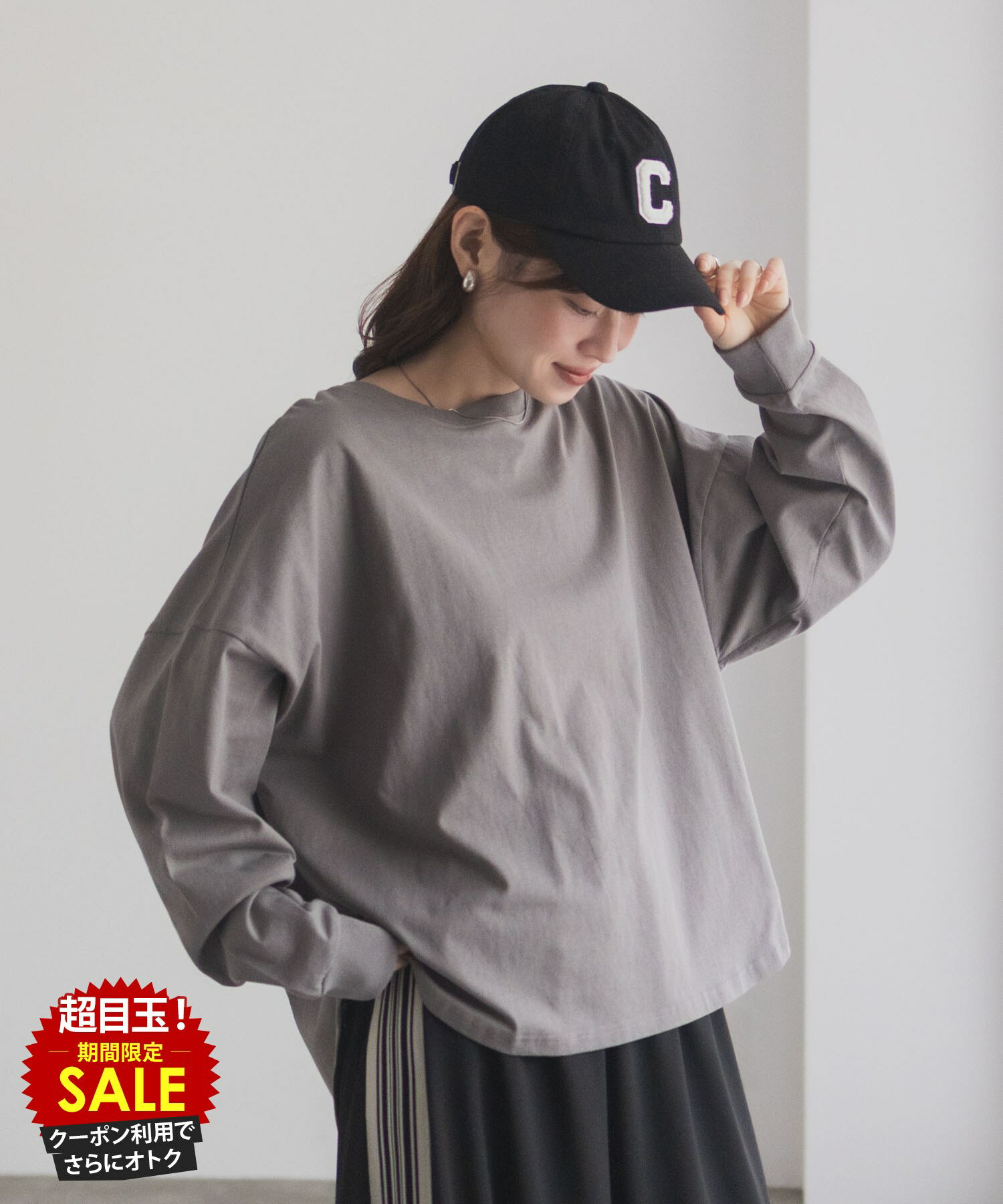 [終了間近！特別価格★P5倍・クーポン]Tシャツ レディース 長袖 綿100％ コットン チュニック ゆったりロンT 前後差丈 ラウンドヘム トップス 無地 白 黒 カットソー