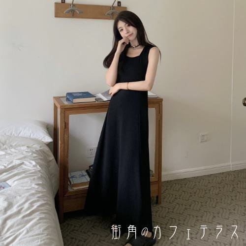 樂天商城 - レディース ワンピース ロング丈 マキシ丈 スクエアネック シンプル カジュアル 抜け感 スタイルアップ 大人かわいい こなれ感 ノースリーブ ブラック グレー 黒 20代 30代 40代 通勤 通学 オフィス お出掛け 女子会 お呼ばれ 秋冬