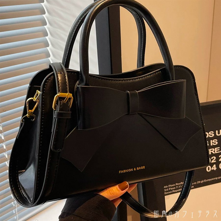 ショルダーバッグ 2色 小さめ コンパクト ストラップ 斜め掛け 肩掛け 持ち手 リボン PU レザー ファスナー エレガント 可愛い 大人可愛い きれいめ シンプル カジュアル シック コンサバ 華やか 大人 上品 おしゃれ お洒落 主役級 こなれ感 高見え 高級感 大人フェミニン