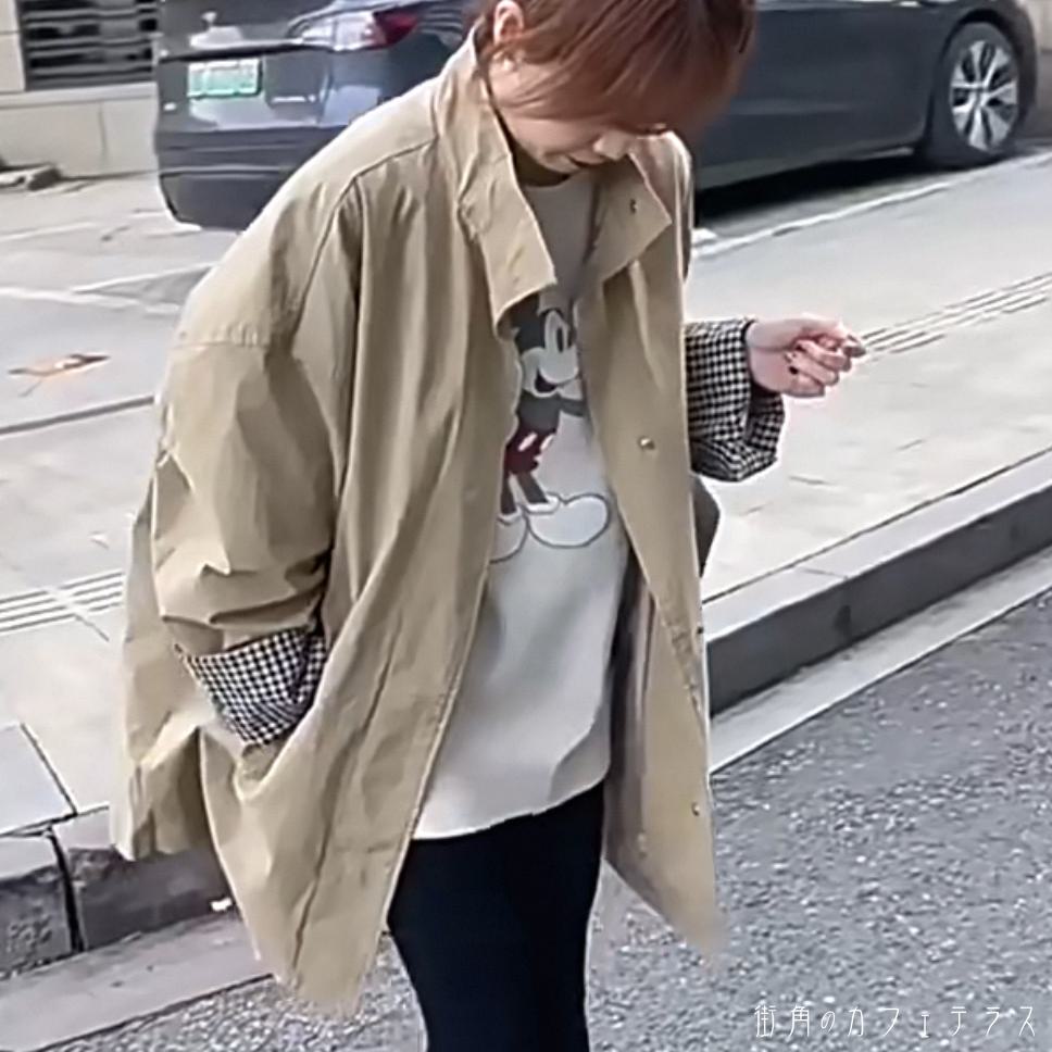 トレンチコート チェスターコート アウター 羽織り ロング 長袖 Vネック 襟付き フレア Aライン ベージュ くすみカラー 大人カラー ニュアンスカラー 薄手生地 かわいい 大人可愛い 綺麗 シンプル カジュアル 大人 上品 おしゃれ お洒落 大人女子 こなれ感 エレガント