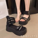 サンダル 3色 靴 シューズ ゴツゴツ 厚底 タンクソール ベルト ストラップ 可愛い 大人可愛い きれいめ シンプル シック コンサバ 華やか 大人 上品 おしゃれ 主役級 こなれ感 高見え 無地 夏 レディース 女性用 ママ 30代 40代 デート お出かけ 女子会 お呼ばれ 休日 お茶会(4)