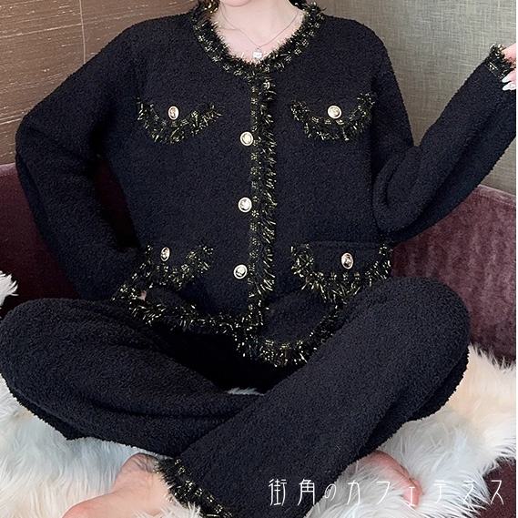 パジャマ 2色 上下セット 点セット トップス パンツ ボトム ロング もこもこ ふわふわ 厚手 あったか 寒さ対策 長袖 Vネック Aライン フレア ボタン フリース 可愛い 大人可愛い きれいめ シンプル カジュアル シック コンサバ 華やか 大人 上品 おしゃれ お洒落 主役級