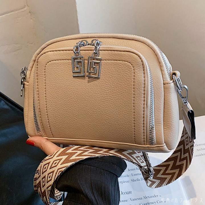 樂天商城 - ショルダーバッグ 4色展開 PU 無地 シンプル こなれ感 10代 20代 おしゃれ デート おでかけ 女子会 お呼ばれ 冬